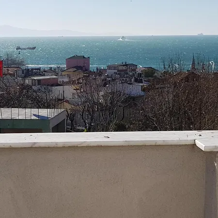 Carina Hotel 3*