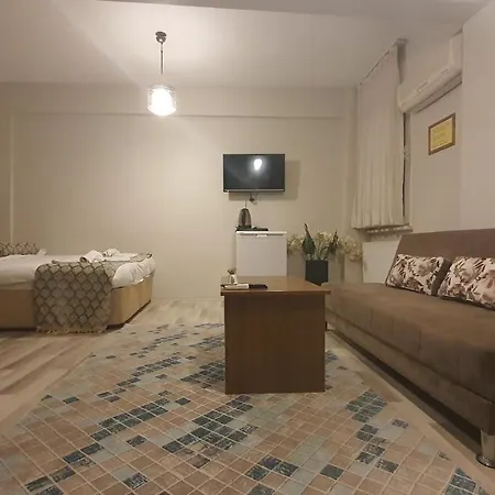 Carina Hotel 3*